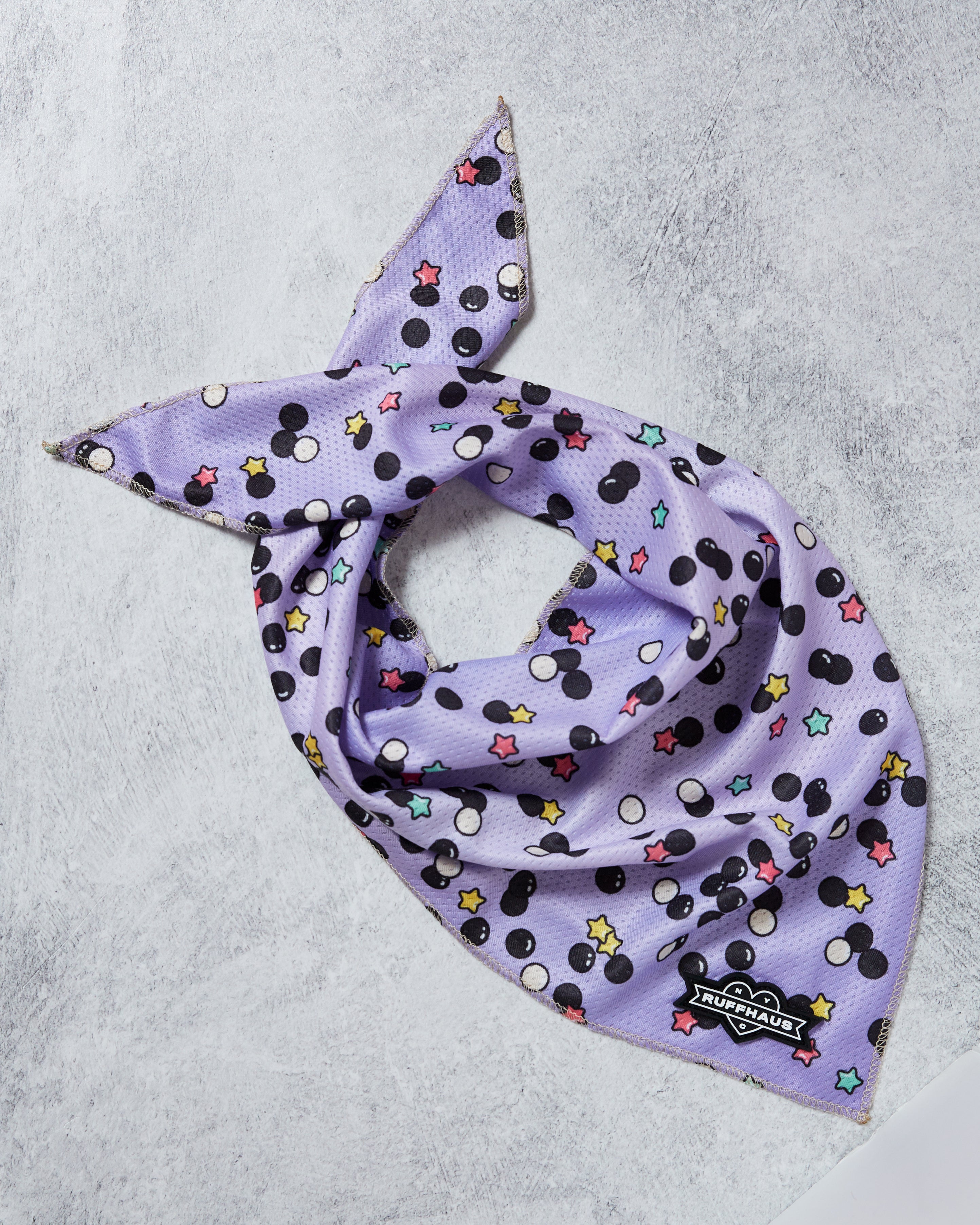 ミュージシャン BAD HOP BANDANA BIG TOWEL sddefault.jpg